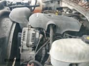 ✅ 2006 GMC Sierra 2500HD SLE2 • VIN: 1GTHK23U76F261834 • Лот: 42590532. Опубликован ранее на IAAI с пробегом 279 244 миль. Бесплатный доступ к архиву аукционных продаж из США и подробный отчёт об истории автомобиля на DreamBid. Изображение 19.