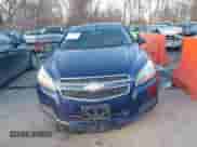2013 Chevrolet Malibu LS z VIN 1G11A5SA5DU122963, wystawiony jako IAAI lot #41411921 z przebiegiem 193 880 mil mil oraz . Historia ofert i sprzedaży dostępna na DreamBid. Obrazek 11.