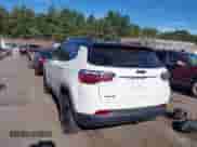 2020 Jeep Compass Latitude с VIN 3C4NJDBB8LT228554, выставлен на аукционе IAAI как лот 43212377 с пробегом 49 032 миль миль и . История ставок и продаж доступна на DreamBid. Изображение 3.