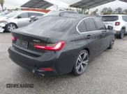 ✅ 2020 BMW 3 Series 330i • VIN: 3MW5R1J05L8B29231 • Lot: 43732694. Wystawiony na IAAI z przebiegiem 59 318 mil. Bezpłatny archiwum sprzedaży aukcyjnych z USA i szczegółowy raport historii pojazdu na DreamBid. Zdjęcie 4.