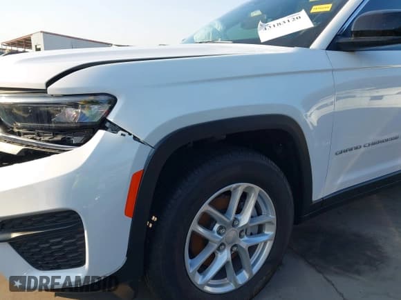 ✅ 2025 Jeep Grand Cherokee Laredo • VIN: 1C4RJHAG6SC306653 • Lot: 43183120. Listed on IAAI with 595 mi. Free auction sales archive from the USA and detailed vehicle history report at DreamBid. Image 18.