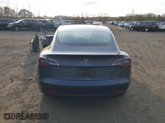 ✅ 2023 Tesla Model 3 • VIN: 5YJ3E1EA7PF470995 • Lot: 43555276. Wystawiony na IAAI z przebiegiem 66 403 mil. Bezpłatny archiwum sprzedaży aukcyjnych z USA i szczegółowy raport historii pojazdu na DreamBid. Zdjęcie 16.