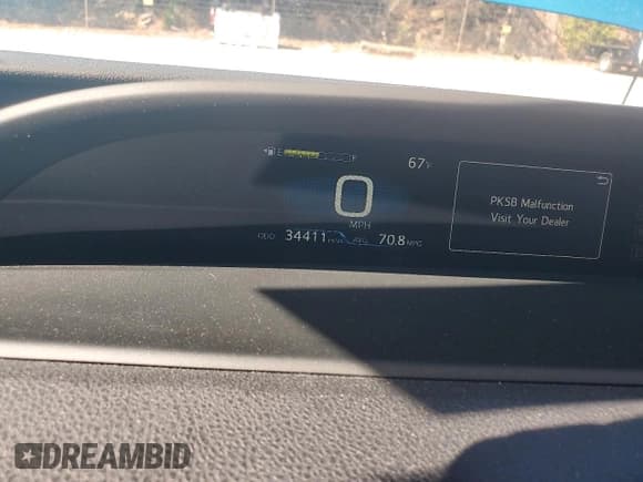 ✅ 2021 Toyota Prius Limited • VIN: JTDKAMFP3M3166907 • Лот: 82643075. Опубликован ранее на Copart с пробегом 34 411 миль. Бесплатный доступ к архиву аукционных продаж из США и подробный отчёт об истории автомобиля на DreamBid. Изображение 9.