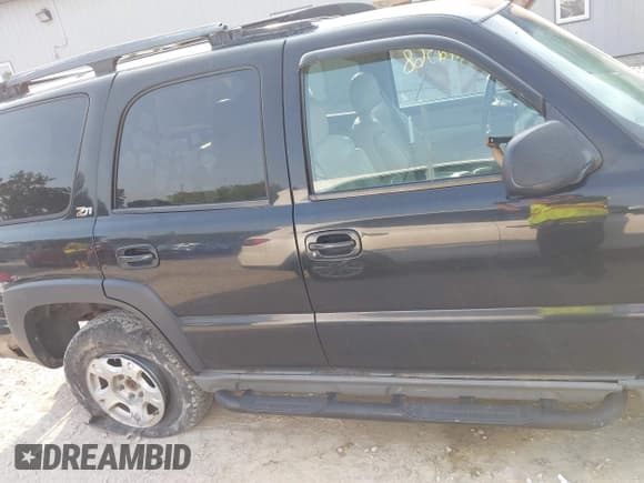 ✅ 2002 Chevrolet Tahoe LS • VIN: 1GNEK13Z42R145502 • Lot: 42412368. Listed on IAAI with 317,232 mi. Free auction sales archive from the USA and detailed vehicle history report at DreamBid. Image 14.