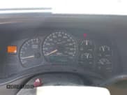 ✅ 2002 GMC Yukon SLE • VIN: 1GKEK13VX2R297438 • Lot: 42844157. Listed on IAAI with 268,994 mi. Free auction sales archive from the USA and detailed vehicle history report at DreamBid. Image 7.