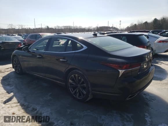 ✅ 2018 Lexus LS 500 • VIN: JTHC51FF4J5001820 • Lot: 45569585. Listed on Copart with 95,505 mi. Free auction sales archive from the USA and detailed vehicle history report at DreamBid. Image 2.
