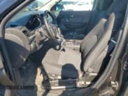 ✅ 2017 Chevrolet Traverse LT • VIN: 1GNKVHKD7HJ289089 • Lot: 80274365. Wystawiony na Copart z przebiegiem 145 682 mil. Bezpłatny archiwum sprzedaży aukcyjnych z USA i szczegółowy raport historii pojazdu na DreamBid. Zdjęcie 7.