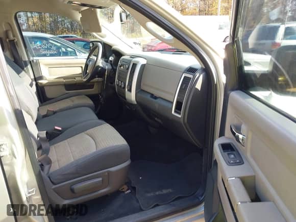 2010 Dodge 1500 ST с VIN 1D7RB1CT5AS206066, выставлен на аукционе IAAI как лот 43596546 с пробегом 140 987 миль миль и . История ставок и продаж доступна на DreamBid. Изображение 5.