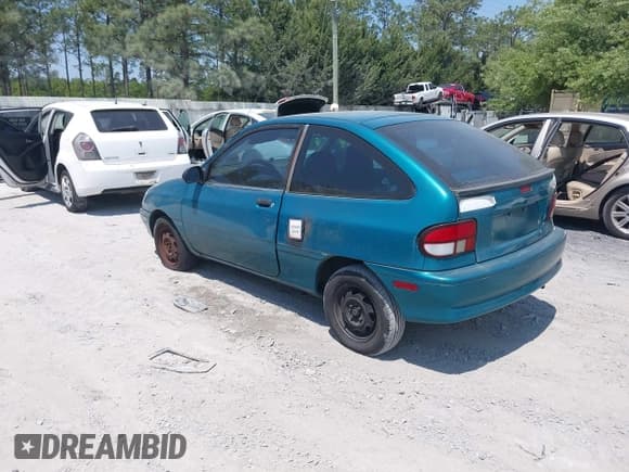 ✅ 1995 Ford Aspire • VIN: KNJLT05H3S6102568 • Lot: 42062381. Listed on IAAI with 178,561 mi. Free auction sales archive from the USA and detailed vehicle history report at DreamBid. Image 3.