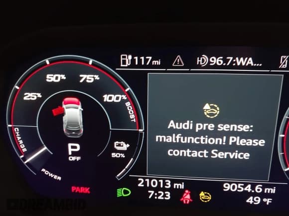 ✅ 2024 Audi Q4 e-tron Premium Plus • VIN: WA1L2BFZ6RP015108 • Лот: 43520477. Опубликован ранее на IAAI с пробегом 21 013 миль. Бесплатный доступ к архиву аукционных продаж из США и подробный отчёт об истории автомобиля на DreamBid. Изображение 17.