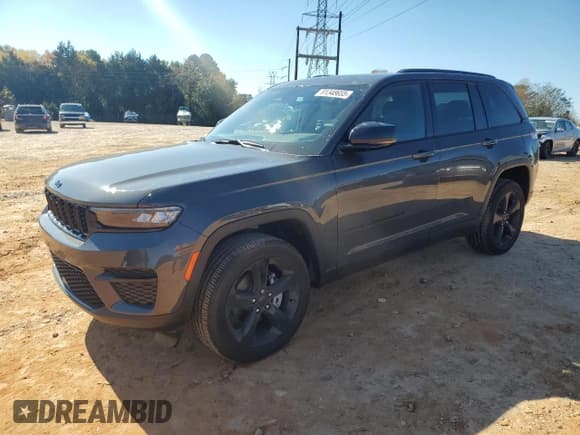 ✅ 2025 Jeep Grand Cherokee Laredo • VIN: 1C4RJHAG5SC311374 • Лот: 91348655. Опубликован ранее на Copart с пробегом 3 211 миль. Бесплатный доступ к архиву аукционных продаж из США и подробный отчёт об истории автомобиля на DreamBid. Изображение 1.