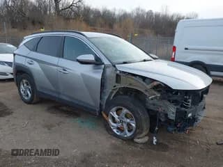 ✅ 2022 Hyundai Tucson SEL • VIN: 5NMJBCAE3NH070531 • Lot: 41222494. Wystawiony na IAAI z przebiegiem 91 358 mil. Bezpłatny archiwum sprzedaży aukcyjnych z USA i szczegółowy raport historii pojazdu na DreamBid. Zdjęcie 1.