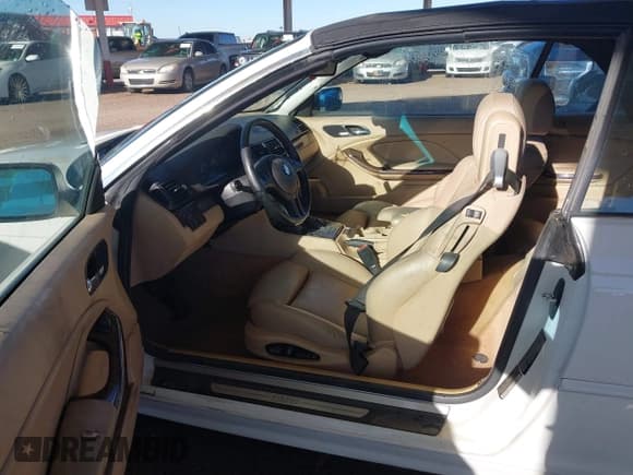 ✅ 2004 BMW 3 Series 325Ci • VIN: WBABW334X4PL24929 • Lot: 43498686. Listed on IAAI with 112,100 mi. Free auction sales archive from the USA and detailed vehicle history report at DreamBid. Image 5.