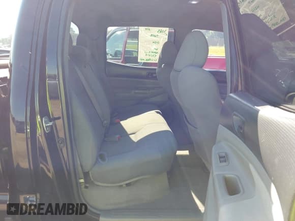 ✅ 2011 Toyota Tacoma • VIN: 5TFMU4FN7BX002662 • Лот: 42646834. Опубликован ранее на IAAI с пробегом 262 888 миль. Бесплатный доступ к архиву аукционных продаж из США и подробный отчёт об истории автомобиля на DreamBid. Изображение 8.