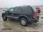 2001 Chevrolet Blazer LT with VIN 1GNDT13W212212474, listed as a Copart auction lot 86156154 with Not provided miles and Non repairable. Bid and sale history available at DreamBid. Image 2.