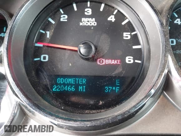 ✅ 2011 Chevrolet Silverado 1500 LT • VIN: 3GCPKSE33BG191046 • Лот: 43849954. Опубликован ранее на IAAI с пробегом 220 466 миль. Бесплатный доступ к архиву аукционных продаж из США и подробный отчёт об истории автомобиля на DreamBid. Изображение 7.