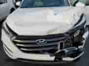 2016 Hyundai Tucson SE с VIN KM8J3CA49GU039473, выставлен на аукционе Copart как лот 90384195 с пробегом 90 140 миль миль и Списание • Salvage title. История ставок и продаж доступна на DreamBid. Изображение 12.
