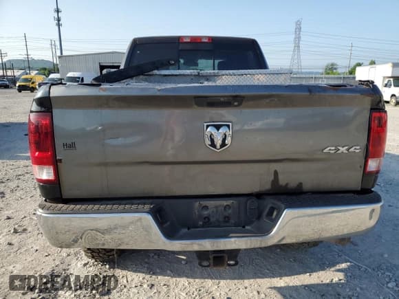 ✅ 2015 Ram 2500 Big Horn • VIN: 3C6UR5DJ2FG656476 • Lot: 62510995. Listed on Copart with 239,327 mi. Free auction sales archive from the USA and detailed vehicle history report at DreamBid. Image 6.