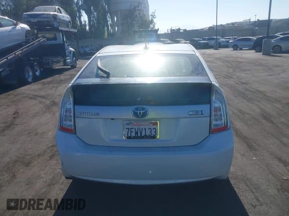 ✅ 2014 Toyota Prius • VIN: JTDKN3DP5E3061997 • Lot: 42823676. Listed on IAAI with 172,934 mi. Free auction sales archive from the USA and detailed vehicle history report at DreamBid. Image 16.