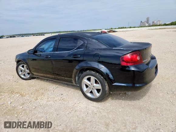 ✅ 2012 Dodge Avenger SXT • VIN: 1C3CDZCB1CN243606 • Лот: 72031955. Опубликован ранее на Copart с пробегом 82 223 миль. Бесплатный доступ к архиву аукционных продаж из США и подробный отчёт об истории автомобиля на DreamBid. Изображение 2.