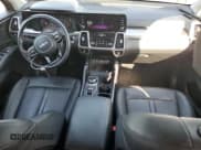 ✅ 2023 Kia Sorento EX • VIN: KNDRH4LG4P5175722 • Lot: 80898315. Wystawiony na Copart z przebiegiem 26 957 mil. Bezpłatny archiwum sprzedaży aukcyjnych z USA i szczegółowy raport historii pojazdu na DreamBid. Zdjęcie 8.