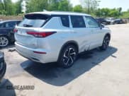 ✅ 2022 Mitsubishi Outlander SEL • VIN: JA4J4VA81NZ017929 • Lot: 42173031. Wystawiony na IAAI z przebiegiem 78 933 mil. Bezpłatny archiwum sprzedaży aukcyjnych z USA i szczegółowy raport historii pojazdu na DreamBid. Zdjęcie 4.