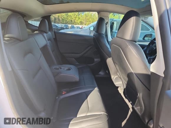 ✅ 2022 Tesla Model Y Long Range • VIN: 7SAYGDEE4NA013479 • Lot: 92576225. Listed on Copart with 24,830 mi. Free auction sales archive from the USA and detailed vehicle history report at DreamBid. Image 10.