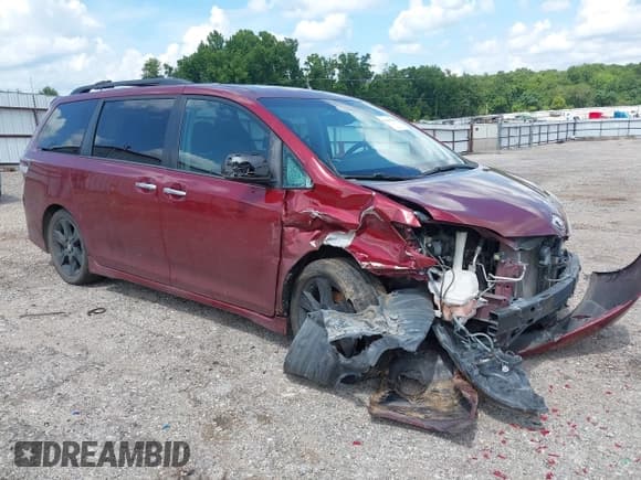 ✅ 2015 Toyota Sienna SE • VIN: 5TDXK3DC3FS564116 • Lot: 42696849. Listed on IAAI with 124,559 mi. Free auction sales archive from the USA and detailed vehicle history report at DreamBid. Image 1.