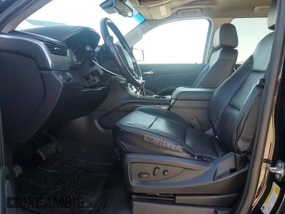 2020 Chevrolet Suburban LS z VIN 1GNSCGKC5LR130234, wystawiony jako Copart lot #64139325 z przebiegiem 88 332 mil mil oraz Czysty tytuł • Clean title. Historia ofert i sprzedaży dostępna na DreamBid. Obrazek 7.