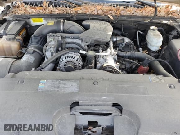 ✅ 2006 Chevrolet Silverado 2500HD Work Truck • VIN: 1GCHC23D66F148356 • Лот: 51943625. Опубликован ранее на Copart с пробегом Не указан. Бесплатный доступ к архиву аукционных продаж из США и подробный отчёт об истории автомобиля на DreamBid. Изображение 11.