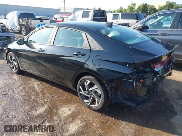 ✅ 2025 Hyundai Elantra SEL Sport • VIN: KMHLM4DG8SU958648 • Lot: 42748335. Listed on IAAI with 3,466 mi. Free auction sales archive from the USA and detailed vehicle history report at DreamBid. Image 3.
