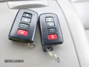 ✅ 2014 Toyota Highlander Limited • VIN: 5TDYKRFH2ES019717 • Лот: 42628659. Опубликован ранее на IAAI с пробегом 210 771 миль. Бесплатный доступ к архиву аукционных продаж из США и подробный отчёт об истории автомобиля на DreamBid. Изображение 11.