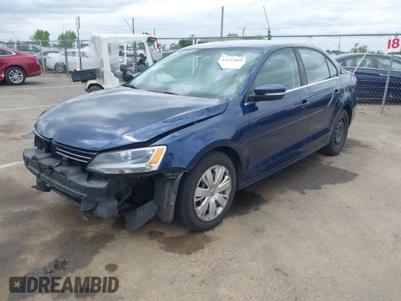 ✅ 2013 Volkswagen Jetta SE • VIN: 3VWDP7AJ0DM223801 • Lot: 42132060. Wystawiony na IAAI z przebiegiem 129 652 mil. Bezpłatny archiwum sprzedaży aukcyjnych z USA i szczegółowy raport historii pojazdu na DreamBid. Zdjęcie 18.