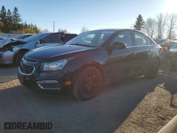 ✅ 2015 Chevrolet Cruze LT • VIN: 1G1PE5SB8F7198122 • Lot: 89890855. Listed on Copart with 235,646 mi. Free auction sales archive from the USA and detailed vehicle history report at DreamBid. Image 1.