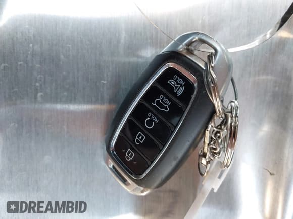 ✅ 2020 Hyundai Palisade SEL • VIN: KM8R44HE2LU082082 • Lot: 43321149. Listed on IAAI with 37,818 mi. Free auction sales archive from the USA and detailed vehicle history report at DreamBid. Image 11.