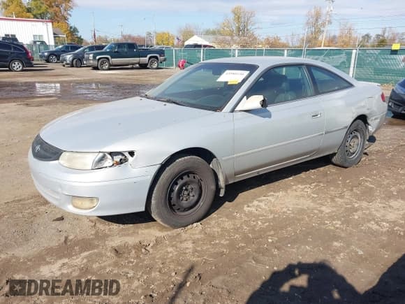 ✅ 2000 Toyota Solara SE • VIN: 2T1CG22P5YC365368 • Lot: 43580150. Wystawiony na IAAI z przebiegiem 255 310 mil. Bezpłatny archiwum sprzedaży aukcyjnych z USA i szczegółowy raport historii pojazdu na DreamBid. Zdjęcie 2.