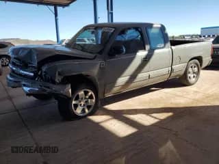 ✅ 2002 Chevrolet Silverado 1500 LS • VIN: 1GCEC19V12Z239654 • Lot: 90499805. Listed on Copart with 196,810 mi miles. Access the free auction sales archive from the USA and view a detailed vehicle history report at DreamBid. Image 1.