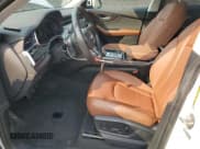 ✅ 2022 Audi Q8 Premium • VIN: WA1AVBF14ND020988 • Lot: 67468105. Wystawiony na Copart z przebiegiem 119 441 mil. Bezpłatny archiwum sprzedaży aukcyjnych z USA i szczegółowy raport historii pojazdu na DreamBid. Zdjęcie 7.