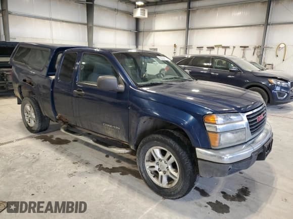 ✅ 2004 GMC Canyon SLE Z71 • VIN: 1GTDT196448111177 • Lot: 82228415. Listed on Copart with 296,895 mi. Free auction sales archive from the USA and detailed vehicle history report at DreamBid. Image 4.