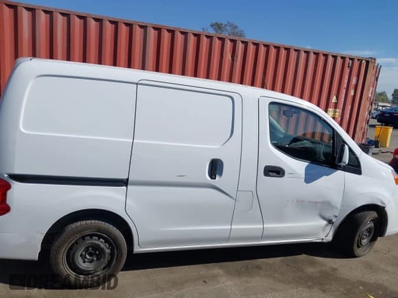 ✅ 2017 Nissan NV200 S • VIN: 3N6CM0KN3HK712708 • Lot: 43578358. Wystawiony na IAAI z przebiegiem Nie podano. Bezpłatny archiwum sprzedaży aukcyjnych z USA i szczegółowy raport historii pojazdu na DreamBid. Zdjęcie 13.
