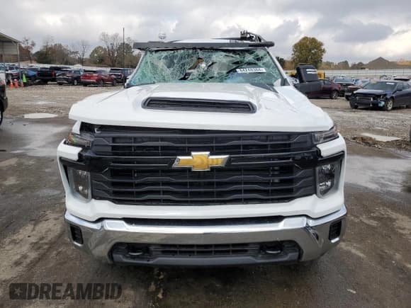 ✅ 2024 Chevrolet Silverado 1500 • VIN: 1GB4WLE79RF466578 • Лот: 84248384. Опубликован ранее на Copart с пробегом 748 миль. Бесплатный доступ к архиву аукционных продаж из США и подробный отчёт об истории автомобиля на DreamBid. Изображение 5.
