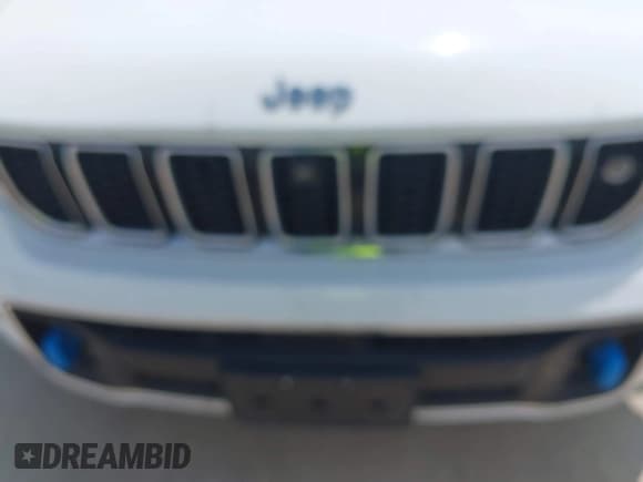 ✅ 2023 Jeep Grand Cherokee Overland • VIN: 1C4RJYD66P8794645 • Lot: 42143883. Listed on IAAI with 44,898 mi. Free auction sales archive from the USA and detailed vehicle history report at DreamBid. Image 6.