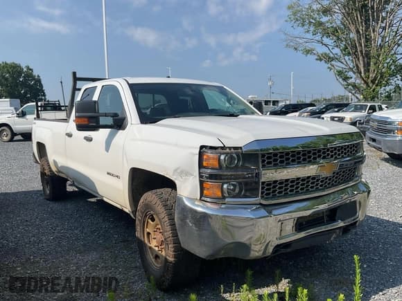 ✅ 2019 Chevrolet Silverado 2500HD Work Truck • VIN: 2GC2KREG4K1135177 • Lot: 42674455. Wystawiony na IAAI z przebiegiem 122 960 mil. Bezpłatny archiwum sprzedaży aukcyjnych z USA i szczegółowy raport historii pojazdu na DreamBid. Zdjęcie 1.