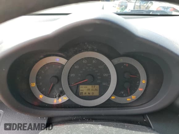 ✅ 2006 Toyota RAV4 Sport • VIN: JTMBD32V266003804 • Лот: 57905855. Опубликован ранее на Copart с пробегом 191 536 миль. Бесплатный доступ к архиву аукционных продаж из США и подробный отчёт об истории автомобиля на DreamBid. Изображение 9.