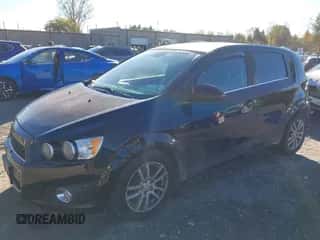 2012 Chevrolet Sonic LT с VIN 1G1JC6SH2C4121314, выставлен на аукционе IAAI как лот 43470559 с пробегом 103 652 миль миль и . История ставок и продаж доступна на DreamBid. Изображение 2.