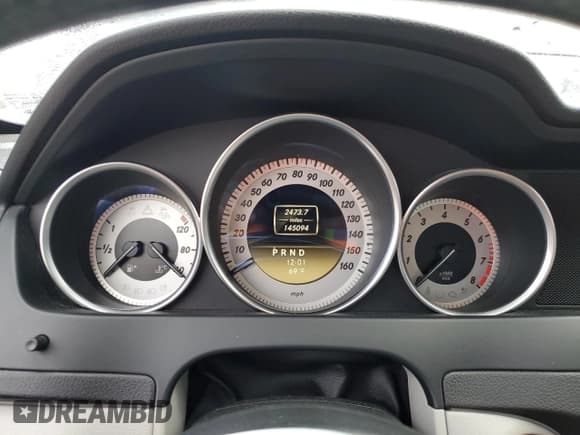 ✅ 2012 Mercedes-Benz C 250 • VIN: WDDGJ4HB1CF867715 • Lot: 85527185. Listed on Copart with 145,094 mi. Free auction sales archive from the USA and detailed vehicle history report at DreamBid. Image 9.