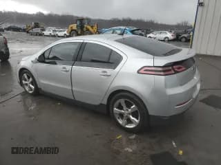 ✅ 2013 Chevrolet Volt • VIN: 1G1RA6E46DU143545 • Lot: 84119824. Wystawiony na Copart z przebiegiem Nie podano. Bezpłatny archiwum sprzedaży aukcyjnych z USA i szczegółowy raport historii pojazdu na DreamBid. Zdjęcie 2.