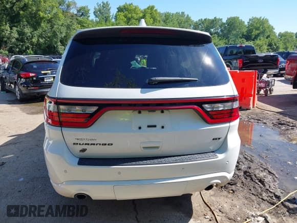 ✅ 2021 Dodge Durango GT Plus • VIN: 1C4RDJDG4MC643495 • Lot: 42632636. Listed on IAAI with 76,637 mi. Free auction sales archive from the USA and detailed vehicle history report at DreamBid. Image 17.