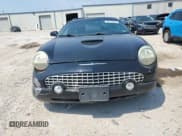 ✅ 2005 Ford Thunderbird Deluxe • VIN: 1FAHP60A15Y106451 • Lot: 68148695. Listed on Copart with Not provided. Free auction sales archive from the USA and detailed vehicle history report at DreamBid. Image 5.