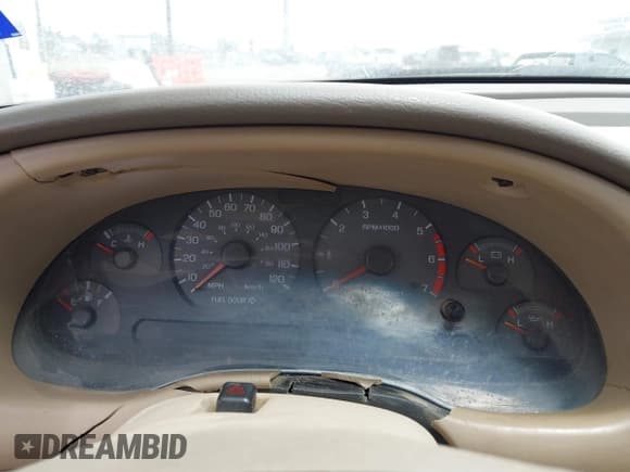 ✅ 1999 Ford Mustang • VIN: 1FAFP4049XF220203 • Lot: 42823314. Wystawiony na IAAI z przebiegiem Nie podano. Bezpłatny archiwum sprzedaży aukcyjnych z USA i szczegółowy raport historii pojazdu na DreamBid. Zdjęcie 16.